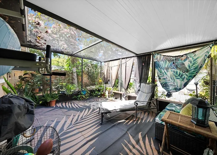 Zen Jungle House By Busch Gardens Sleeps 10 With Outdoor Games And Bikes!